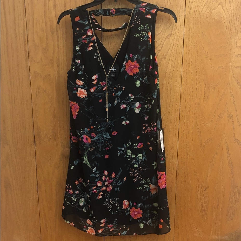 by & by Sleeveless floral  chocker neck Dress Size Medium